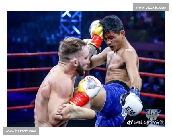 布莱德海登对决一龙擂台之上东西武术风格的巅峰碰撞解析全面观察