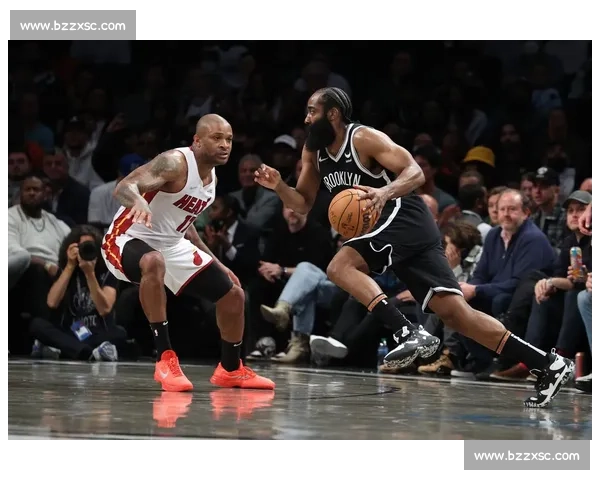 热火与篮网激战正酣双方球星对决引爆全场激情